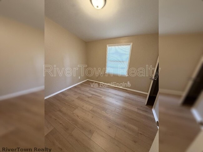 Photo - 4825 Bridgedale Ave