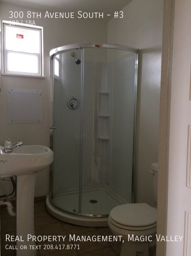 Photo - 300 8th Ave S Unit #3