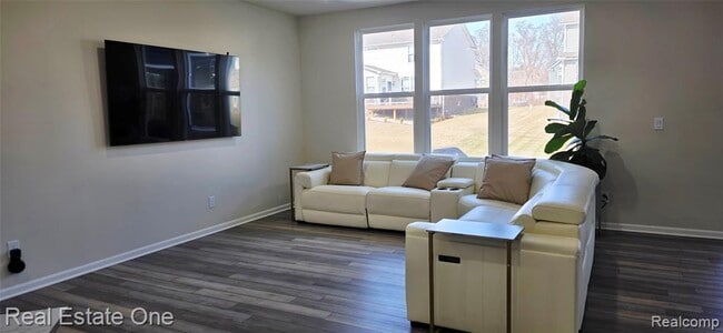 Photo - 2720 Tulip Wy