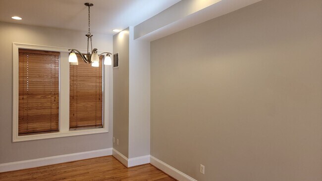 Photo - Manor Place Unit 1