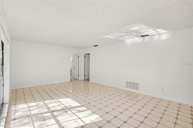 648 Bua Dr