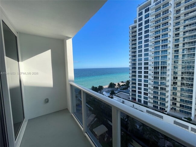 Building Photo - 3505 S Ocean Dr Unit 1419