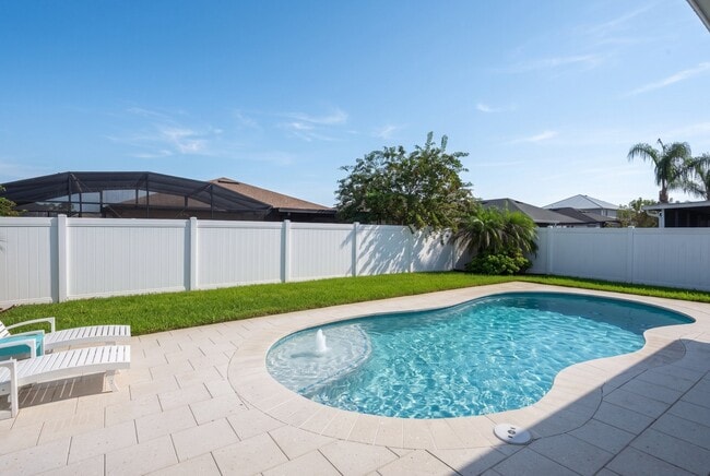 2751 Star Coral Ln
