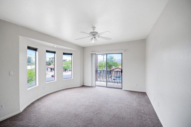 Building Photo - 780 N Richey Blvd