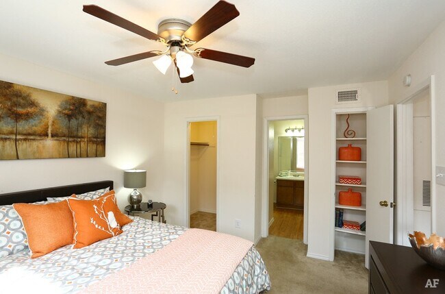 Photo - 2809 W William Cannon Dr Unit B107