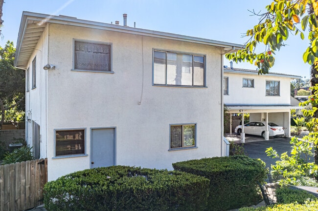 Alternate - 3643 Monon St