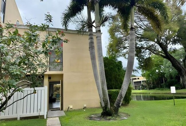Photo - 2910 SW 87th Terrace