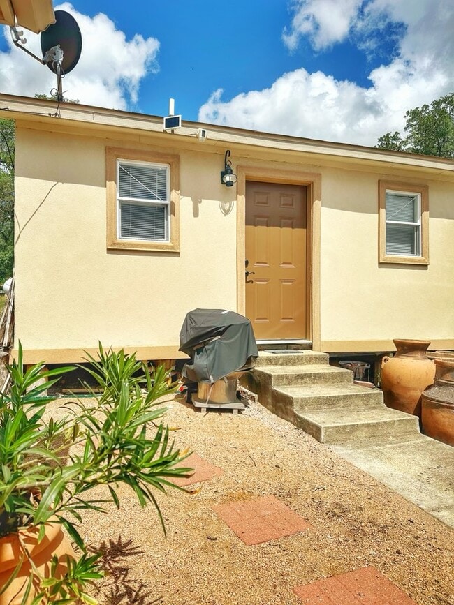 Photo - 4615 Tamaron Rnch Unit Efficiency Studio