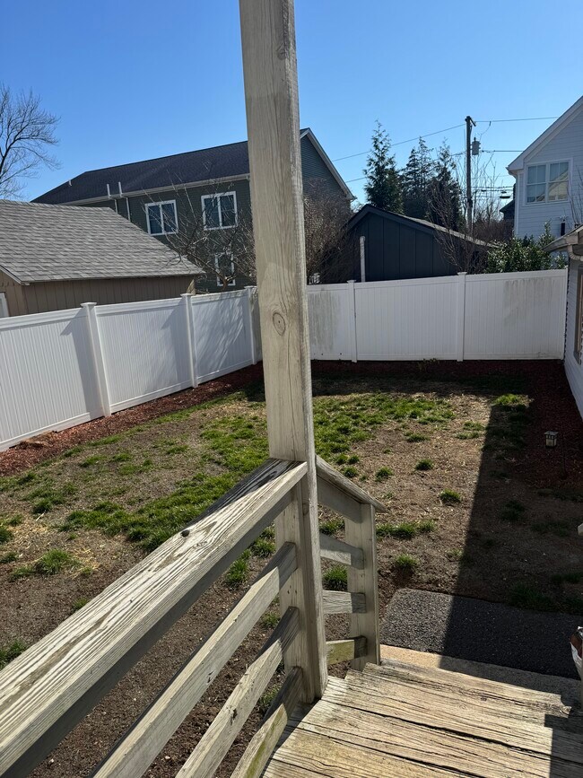 Photo - 289 Spruce St