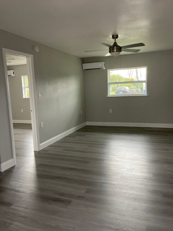 Photo - 1122 Neptune Dr