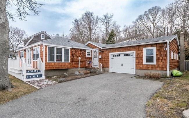 Building Photo - 2156 Main Rd Rental