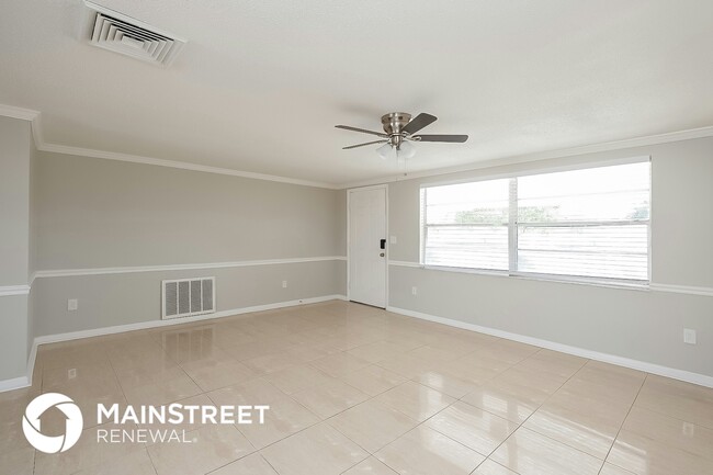 Photo - 7205 Moravian Dr