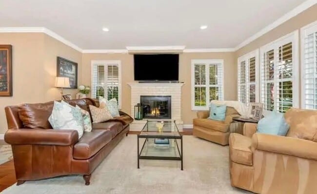 Photo - 669 Rock Island Cir