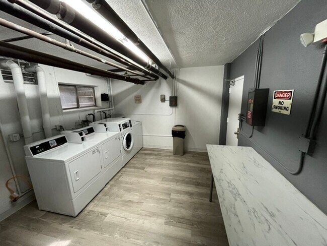 Photo - 311 South Doheny Drive