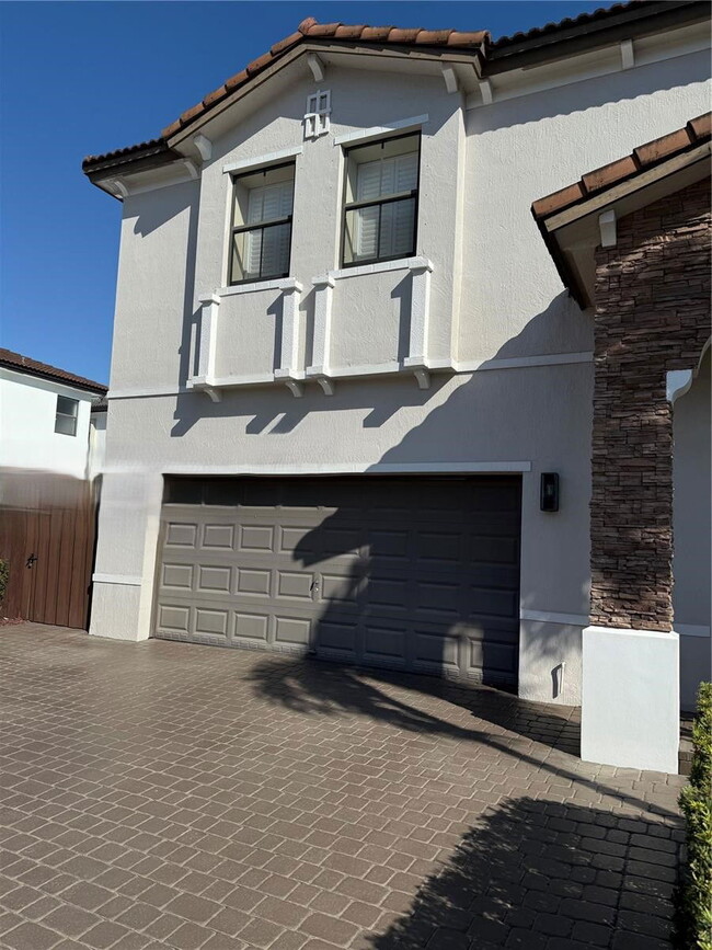 Photo - 1535 SW 145th Ave