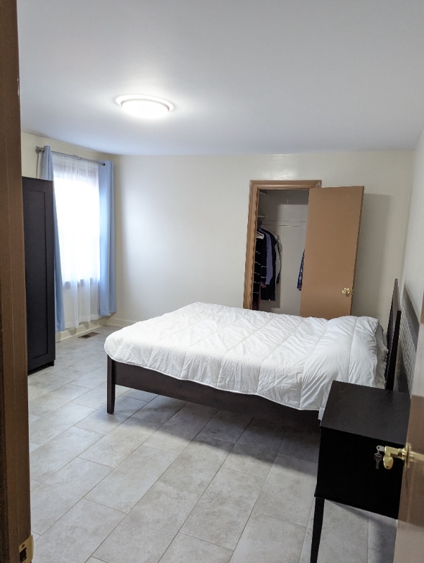 Photo - 3322 W Catalpa Ave Unit 1