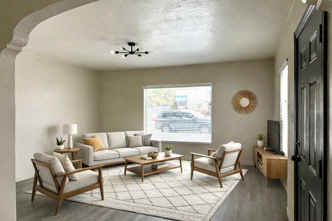 Photo - 2909 Brinker Ave