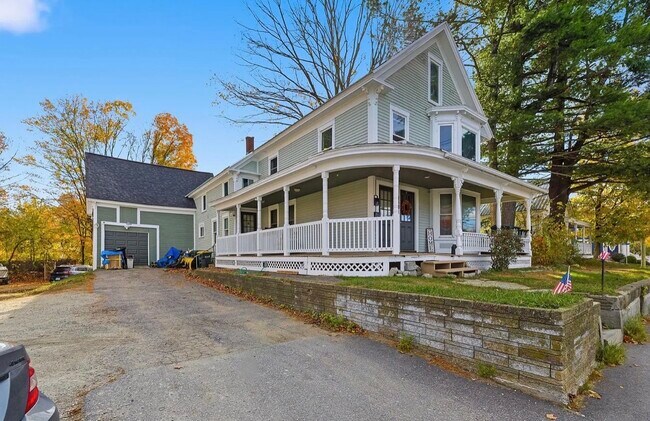 Photo - 158 Court St Unidad Second floor