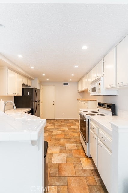 Building Photo - 2154 San Michel Dr W Unit A