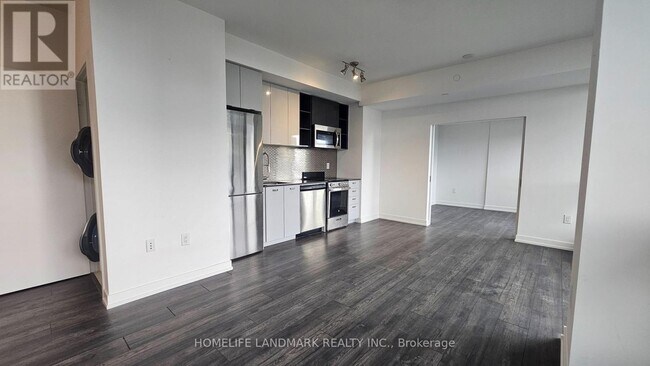 Photo - 10 De Boers Dr Unité 501