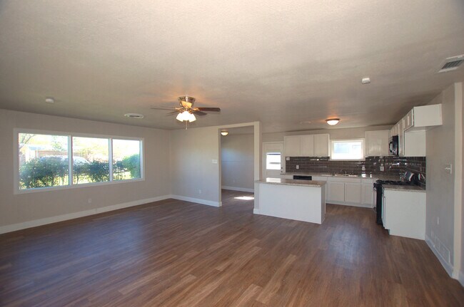 Photo - Completely Renovated 3/2 Close to Texas Tech