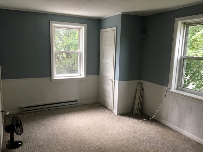 Photo - 805 E Washington Ave Unit Apt B