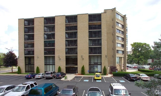 Photo - Harborview Condominiums