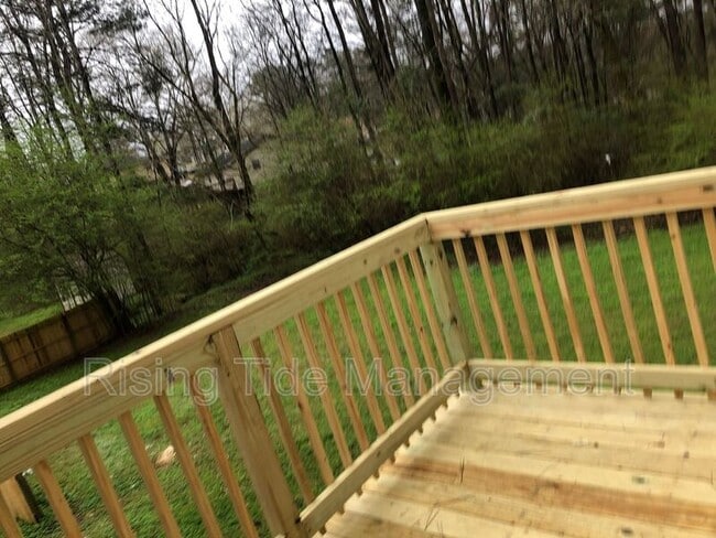 Photo - 617 Lamberth Dr