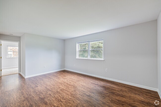 2BR, 1BA 768SF - Platinum - Livingroom - Signal Hill Apartments