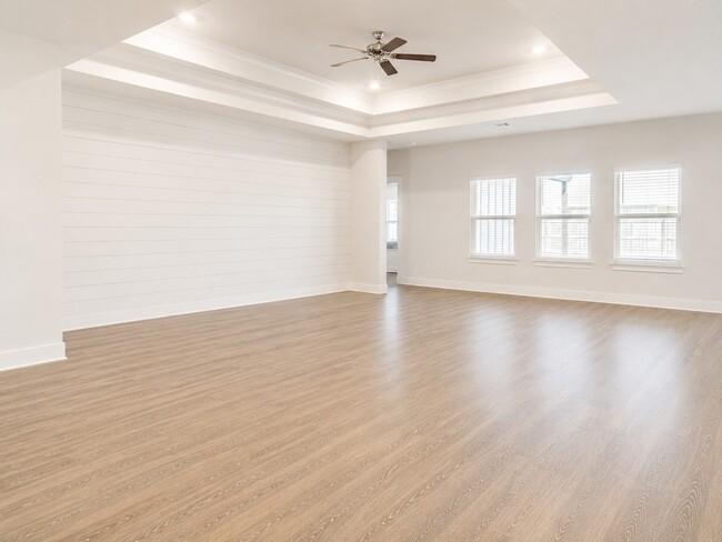 Photo - 6242 Jenks Dr