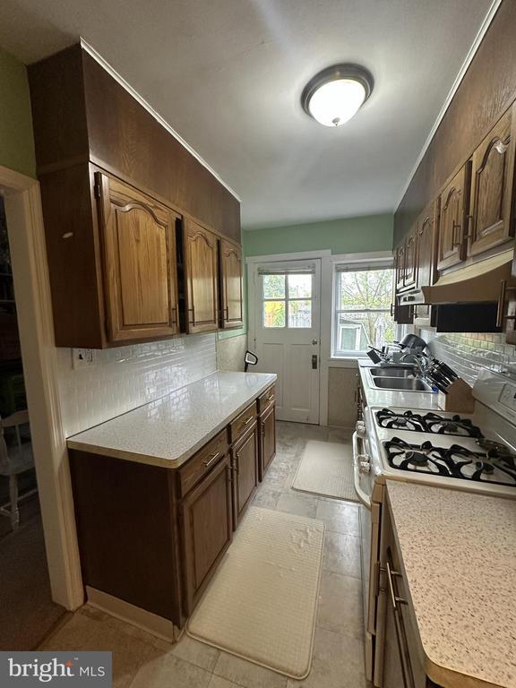 Photo - 210 S Union St