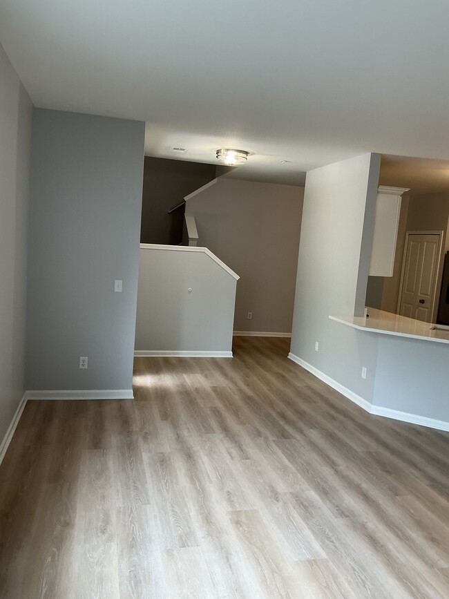 Photo - 29030 Cullen Dr Unit 29030