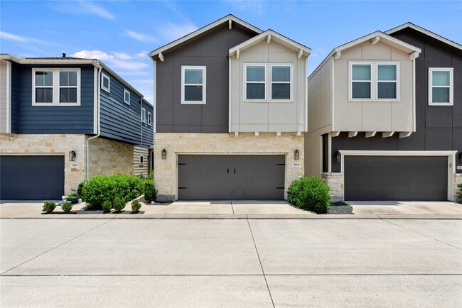 Photo - 3104 Planters Peak Dr