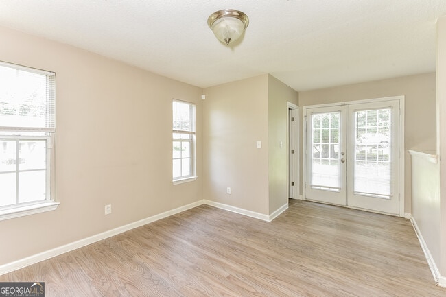 Photo - 3340 Glen Hollow Dr