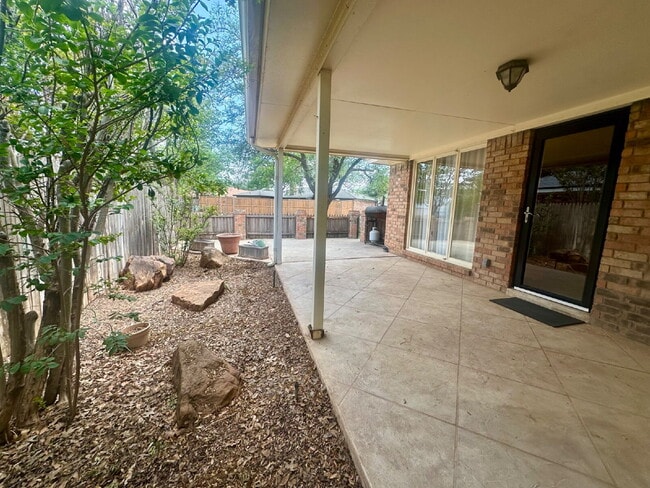 Photo - Spacious Home near Shadow Hills!