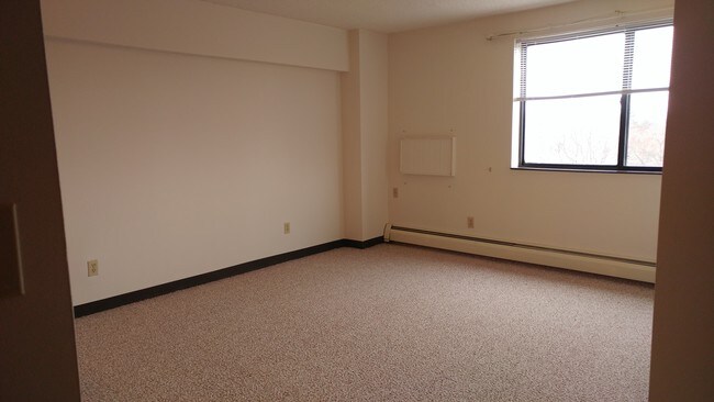 Bridge Square Apartments