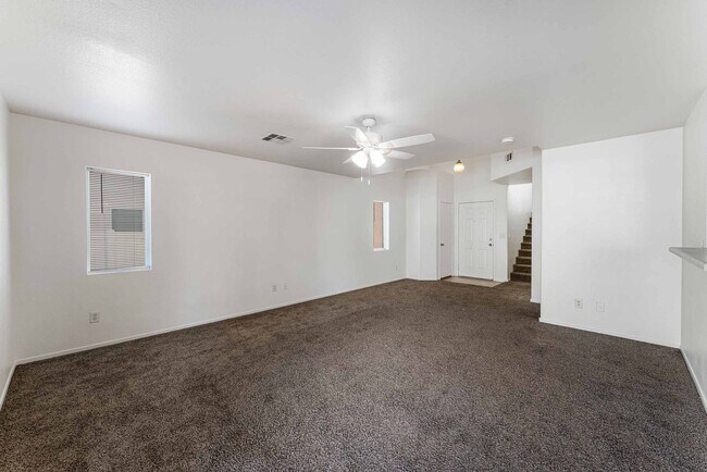 Photo - Modern Las Vegas Living with Style & Convenience!
