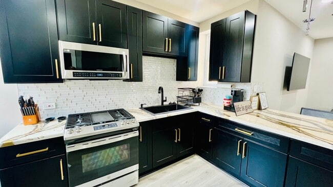 Photo - 1863 S Karlov Ave