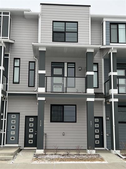 Building Photo - 128 Seton Passage SE