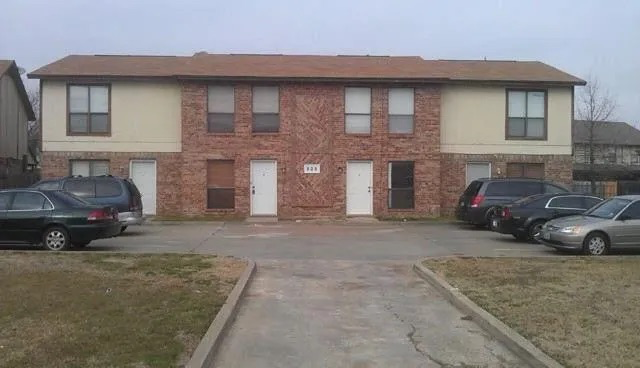 Building Photo - Great 2 Bdrm 1.5 Bath Duplex - Keller, TX Unit A Rental