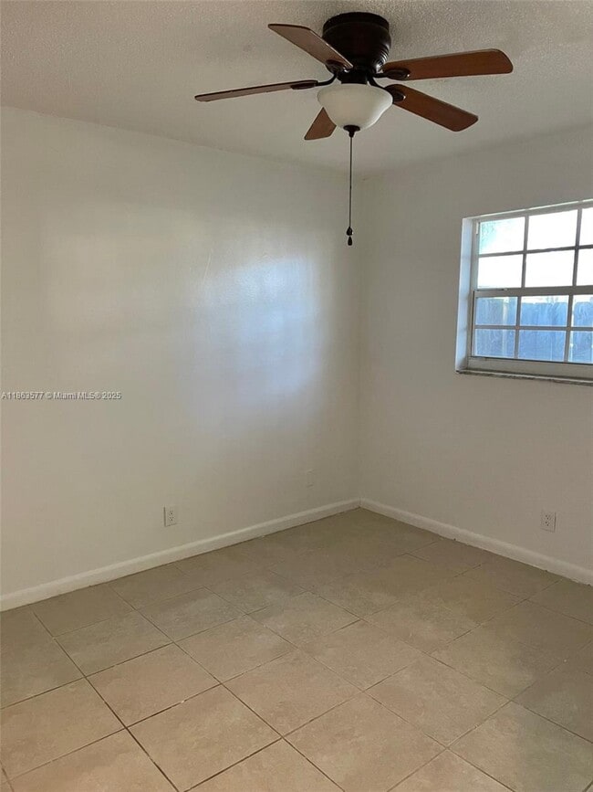 Photo - 720 SW 7th St Unit 720