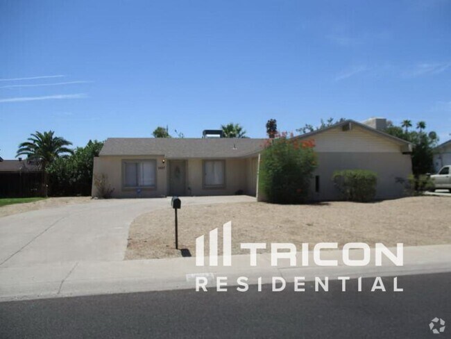 Building Photo - 3827 W Gelding Dr Rental