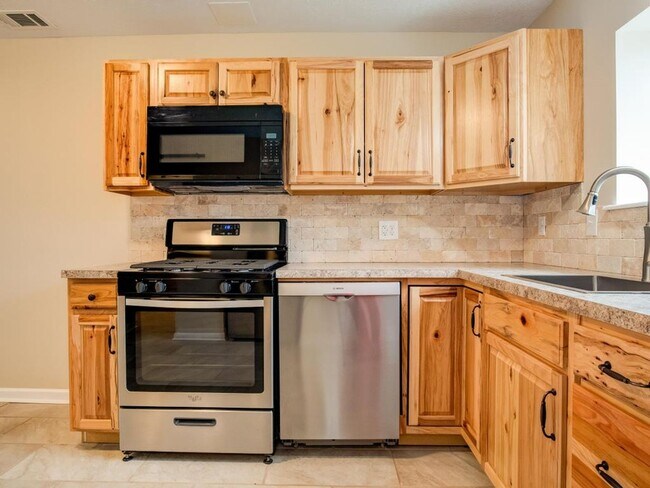 Photo - 160 W Madison St Unit 160 West Madison  2