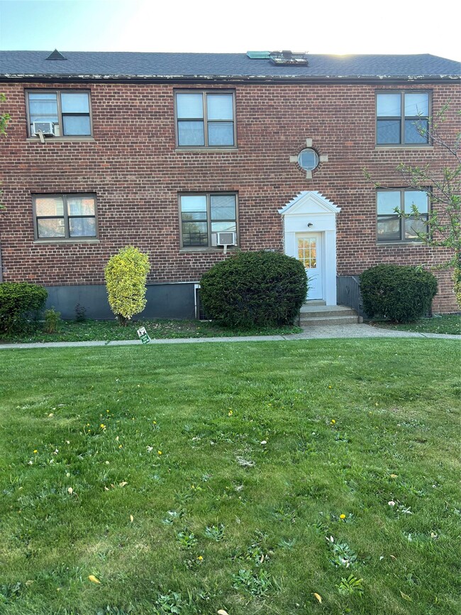 Photo - 20202 Rocky Hill Rd Condo Unit 2K2