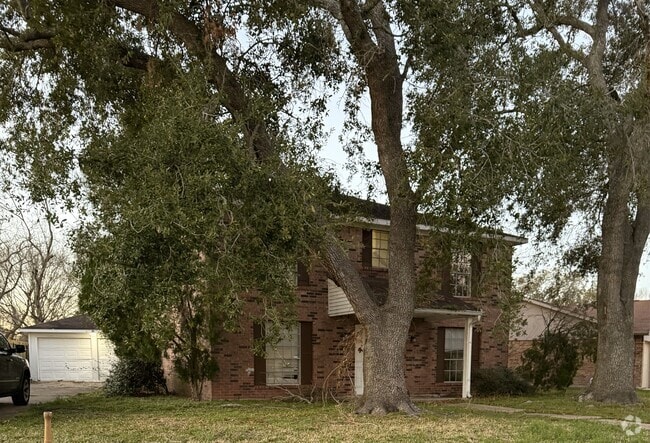 Building Photo - 6818 Thornwild Rd Rental