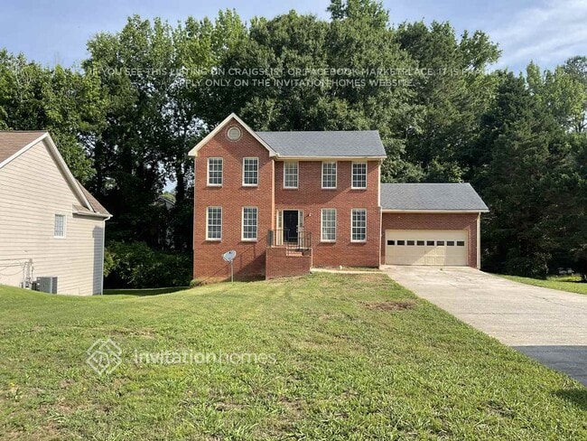 Building Photo - 210 Enon Ct SW