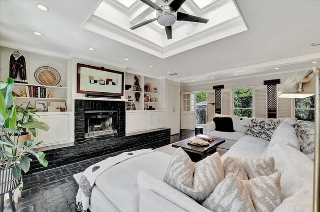 Photo - 3301 W Morrison Ave Unit ID1062739P