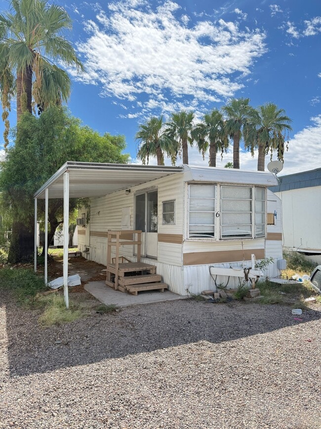 4541 N Old Romero Rd