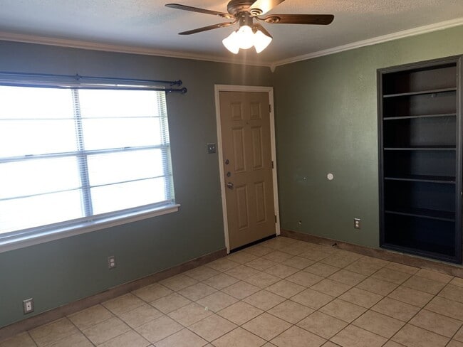 Photo - 212 E Valley Rd Unit B