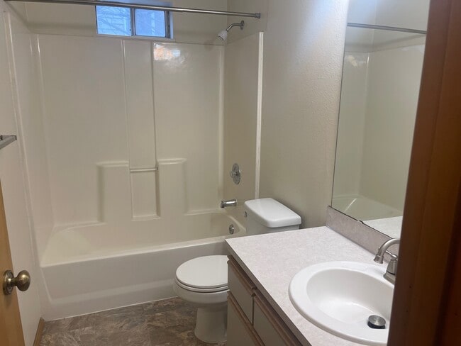 Main Bath Room - 8820 Stone Ave N Unit 201